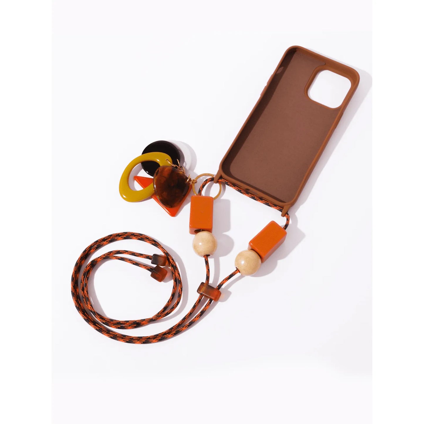 Capinha de celular caramelo com cordinha laranja + chaveiro