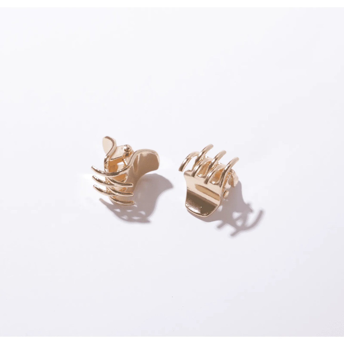 Piranha mini de metal dourado (2 und.)