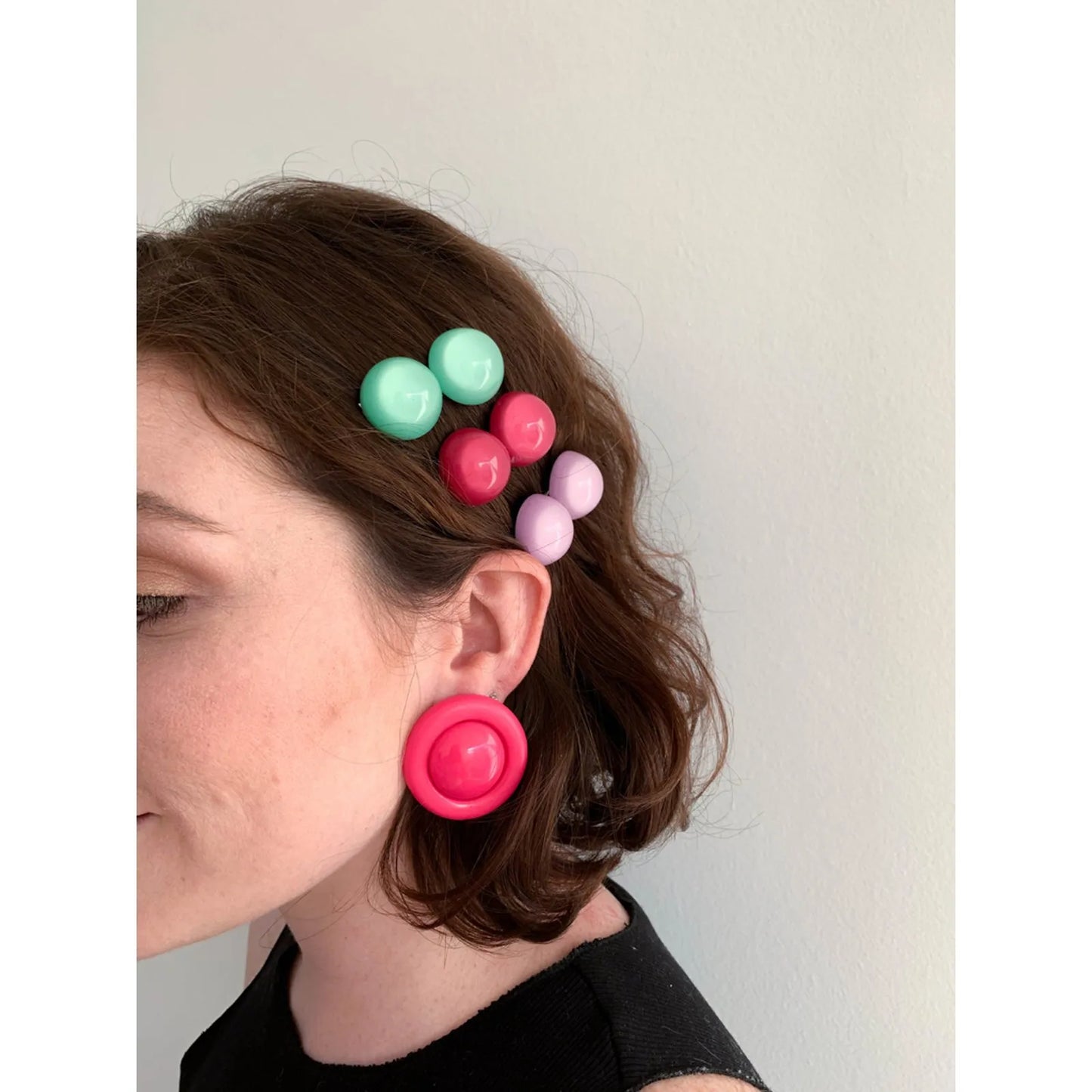 Presilha de cabelo esferas rosa