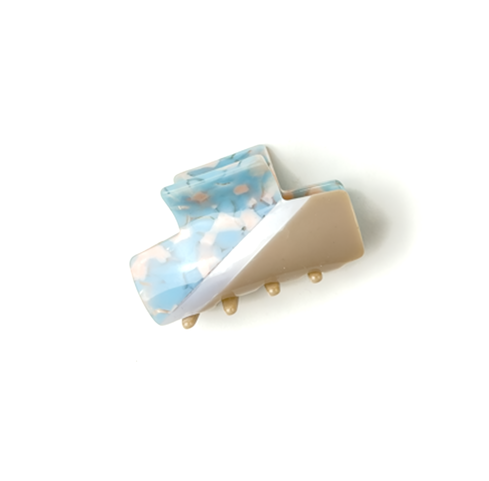 Piranha mezzo rosa e azul
