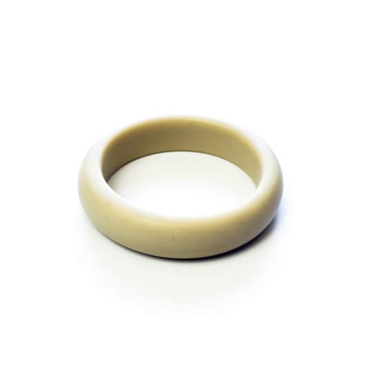 Pulseira bracelete de resina creme fino