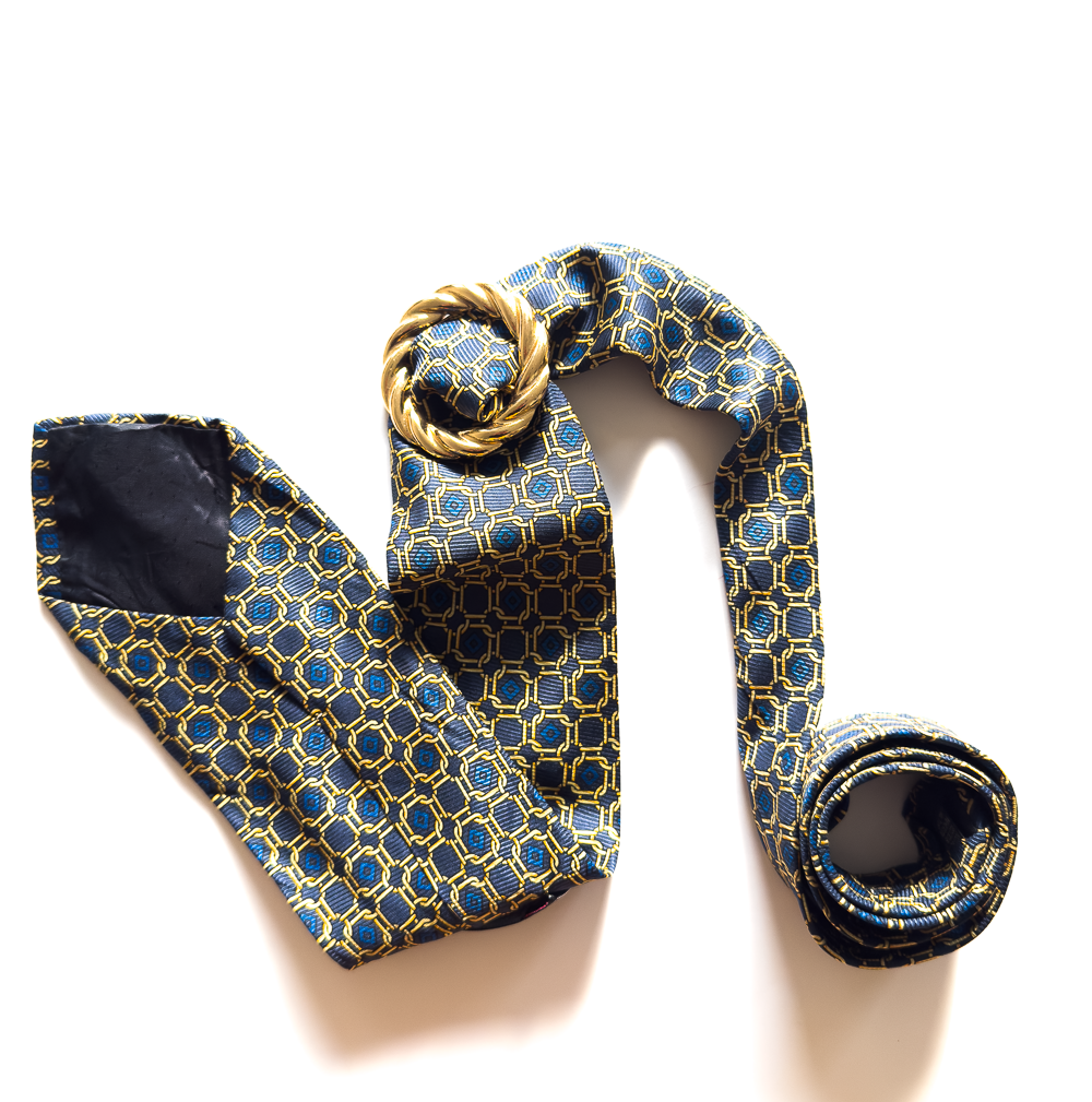 Gravata vintage com fivela de metal dourado #7