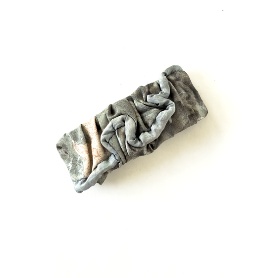 Presilha de cabelo vintage vibes estampada com cinza